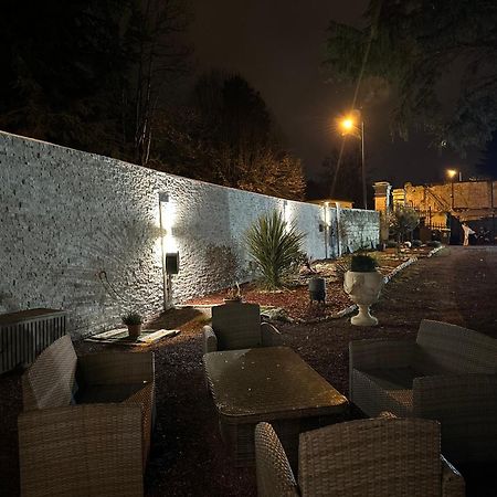 Manoir Drissia - Tours Centre, France Hotel Saint-Avertin Exterior foto